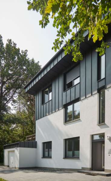 Suburban house in Berlin, clad in DS Nordic Click Seam, Haydnallee 71, 14612 Falkensee